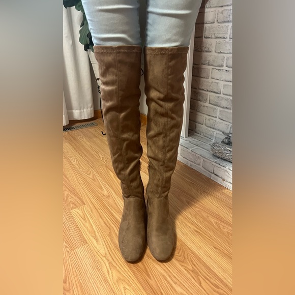 Brand new over the knee sues boots - Picture 6 of 7